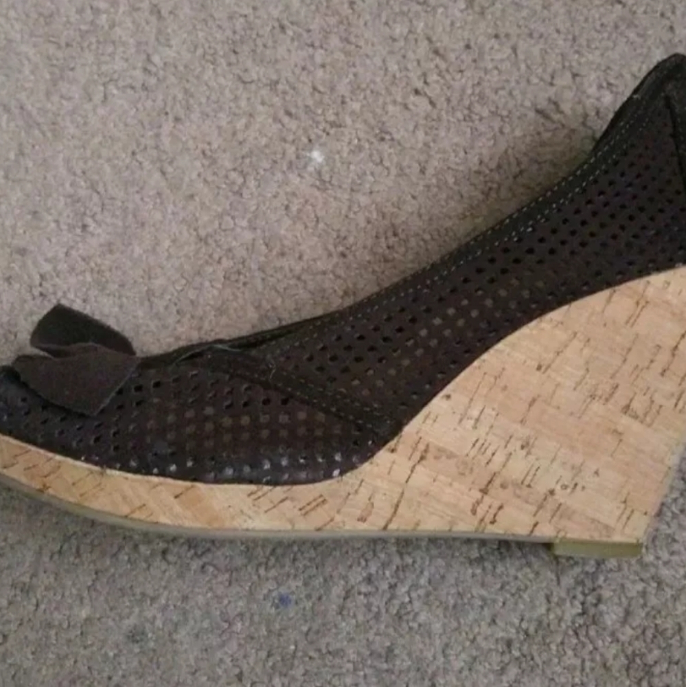 9 West wedges Sz 11